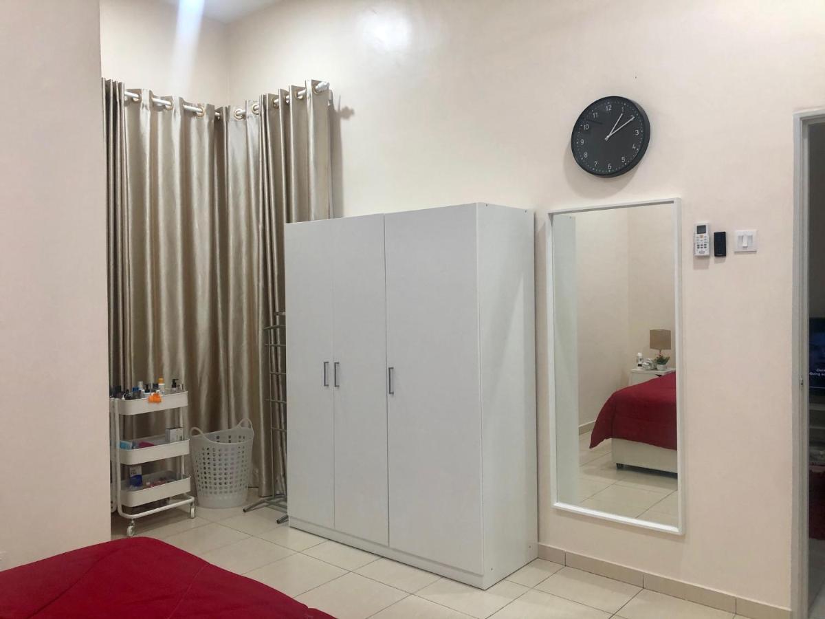 Rumahku Homestay, Taman Jasin Perdana Kültér fotó